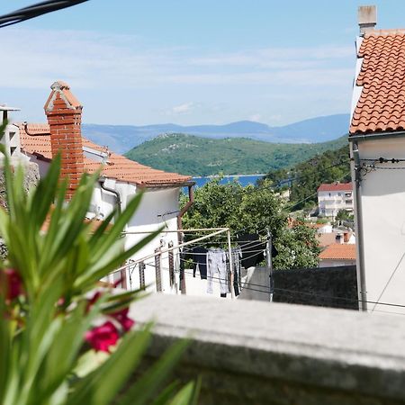 Potocina 21 Appartement Vrbnik Buitenkant foto